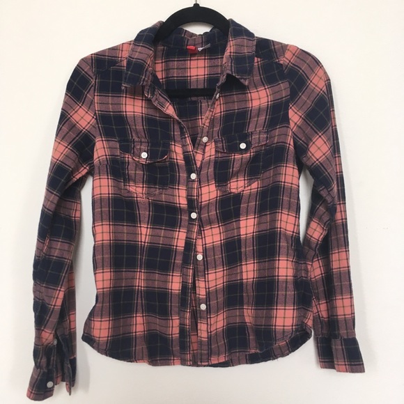 H&M Fashion Flannel - Picture 2 of 4